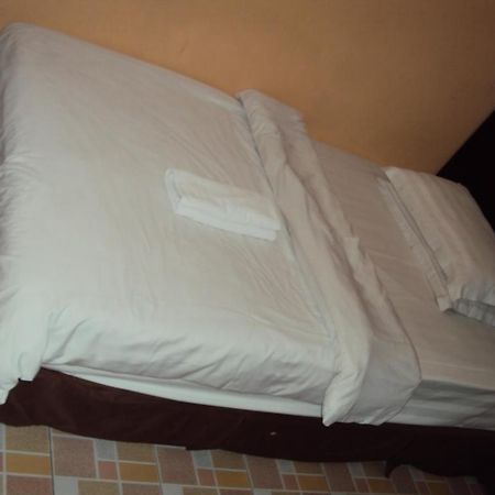 Kinabalu Borneo Hotel Кота-Кинабалу Экстерьер фото